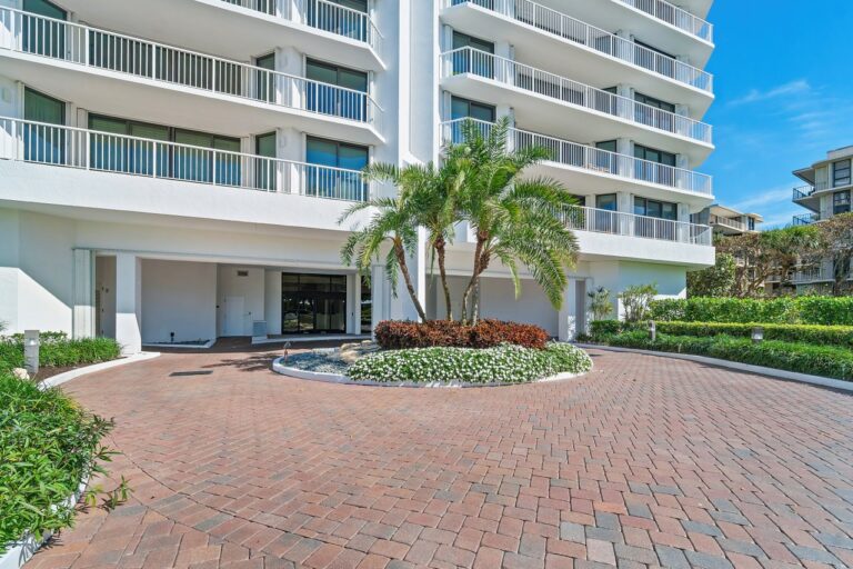 002-3170SouthOceanBoulevard-Unit304S-PalmBeach-FL-33480-SMALL