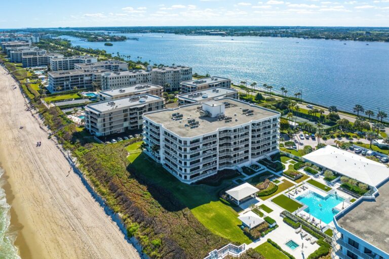 051-3170SouthOceanBoulevard-Unit304S-PalmBeach-FL-33480-SMALL