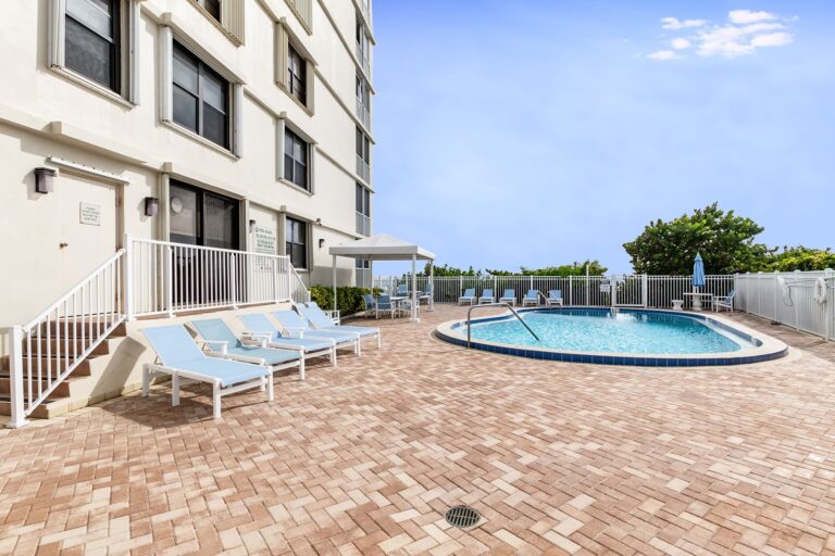 840 Ocean Dr unit 905 (29)